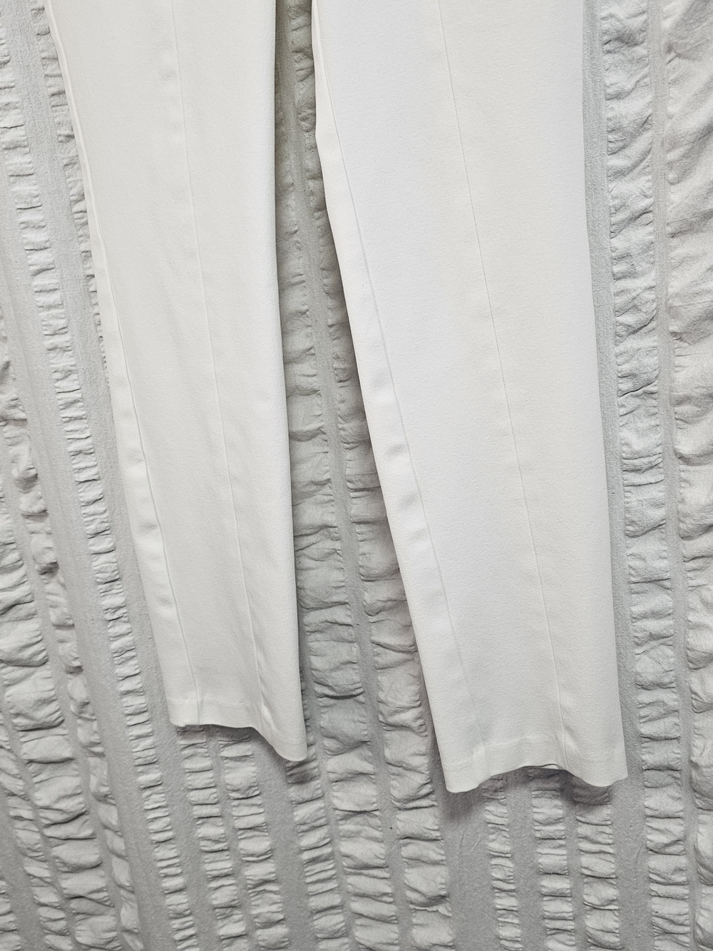 Chico's So Slimming Pull On Cropped Ankle Pants Chico Size 0 / US Size 4 - Picture 8 of 16